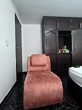 Onyx black1934 online show from March 5, 7:21 pm