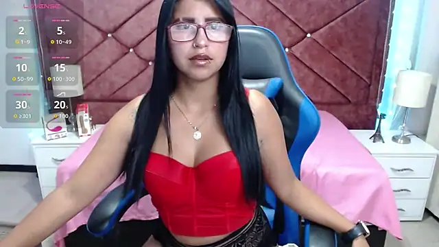 Alisha Gamskar13 online show from March 21, 1:26 pm