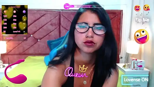 Snapshot of Alisha_Gamskar13 chatting on May 15, 3:43 pm Alisha Gamskar13 online show from May 15, 3:43 pm