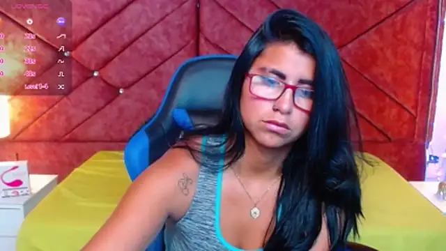 Snapshot of Alisha_Gamskar13 chatting on May 11, 2:45 pm Alisha Gamskar13 online show from May 11, 2:45 pm