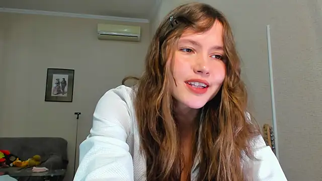 MaryannSofts online show from May 14, 1:30 pm
