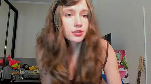 MaryannSofts online show from April 22, 3:30 pm