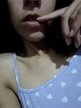 Snapshot of Tattixclusivee chatting on March 5, 2:19 am Tattixclusivee online show from March 5, 2:19 am