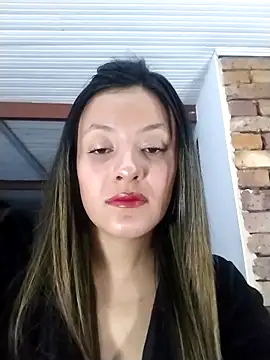 CynthiaMore online show from May 11, 4:04 pm