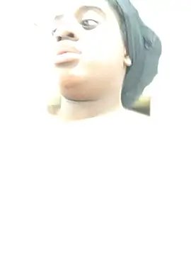 YourLiaa  online show from March 12, 10:14 pm