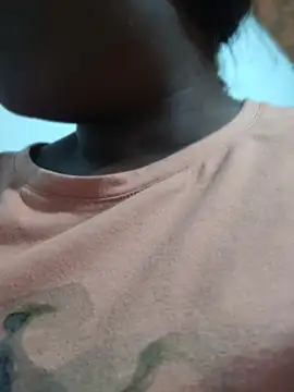 YourLiaa  online show from March 29, 5:31 am