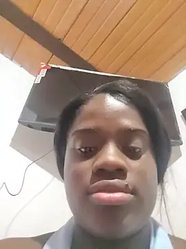 YourLiaa  online show from March 20, 12:11 am