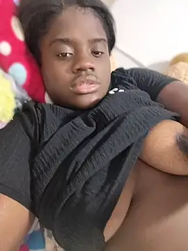 YourLiaa  online show from March 28, 3:29 am