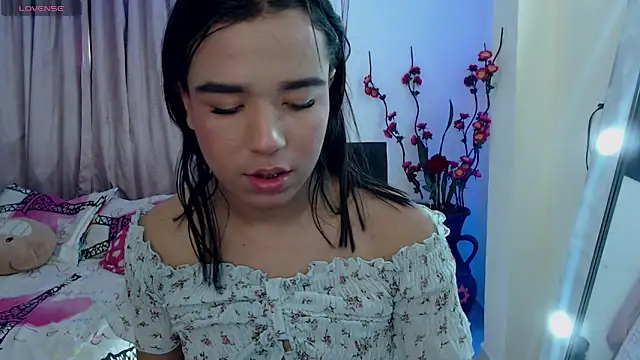 Candyy doll   online show from March 8, 8:12 pm