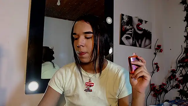 Candyy doll   online show from June 3, 4:13 am
