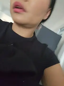 Pretty Julieta online show from April 12, 9:18 pm