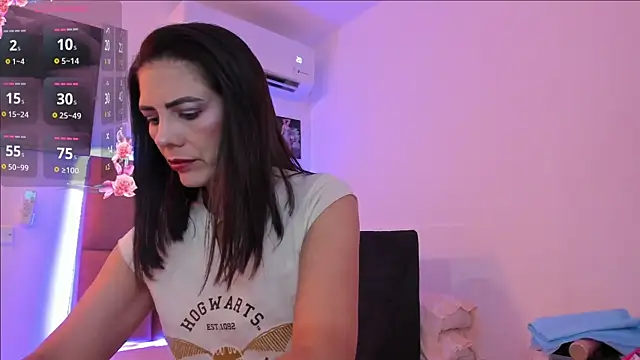 Samantha Claus1 online show from May 10, 4:49 am
