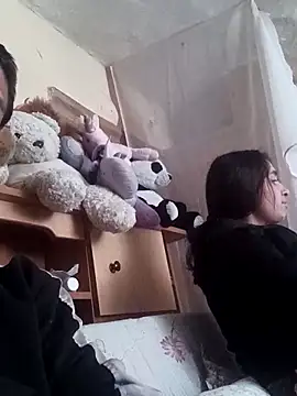 Sexy Couple 123 online show from March 14, 11:49 am