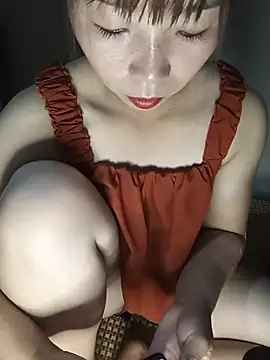 Snapshot of Fiona_2026 chatting on July 9, 3:40 am Fiona 2026 online show from July 9, 3:40 am