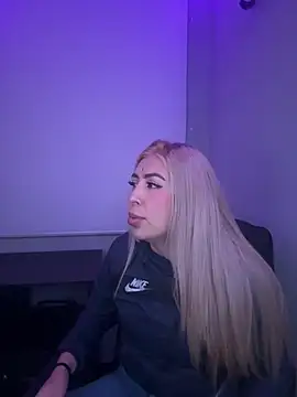 Megan sexrosse online show from March 11, 1:32 am