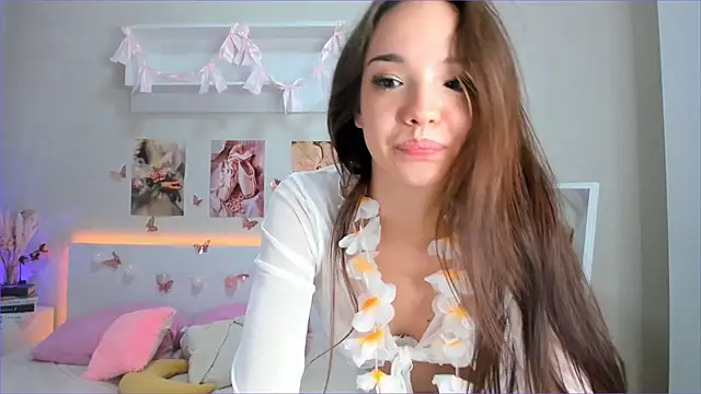 Milly Lane online show from June 7, 3:12 am