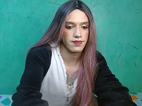 Sofia420 online show from March 5, 8:00 am