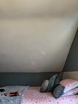 Saskia xx online show from March 28, 10:49 am