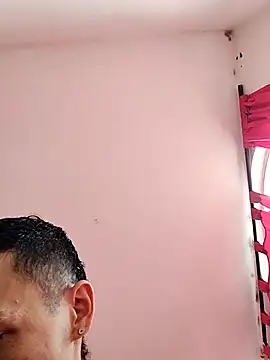 TuCanero23cm online show from April 12, 1:36 pm