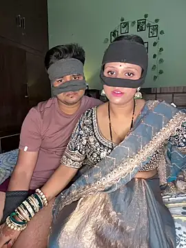 Snapshot of your_bhabhi_love chatting on June 18, 6:13 pm your bhabhi love online show from June 18, 6:13 pm
