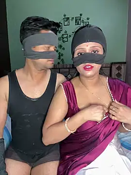 Snapshot of your_bhabhi_love chatting on May 20, 6:05 pm your bhabhi love online show from May 20, 6:05 pm