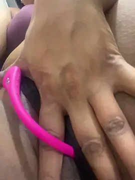 munni-munni6767 online show from April 15, 8:31 pm