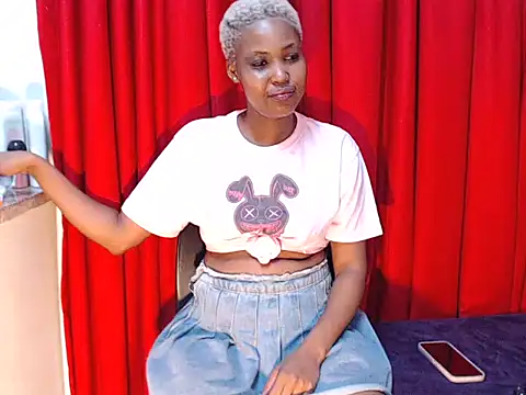 DarkDivva18 online show from March 28, 4:24 am