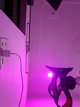 Itz ishu online show from March 20, 1:28 am