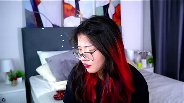 NelleMihalko online show from April 4, 12:34 pm