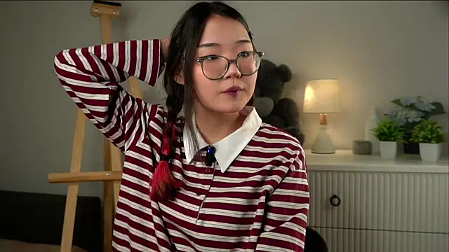 NelleMihalko online show from March 13, 11:15 am