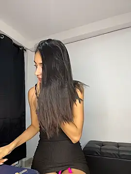 leilani X online show from April 27, 12:47 pm