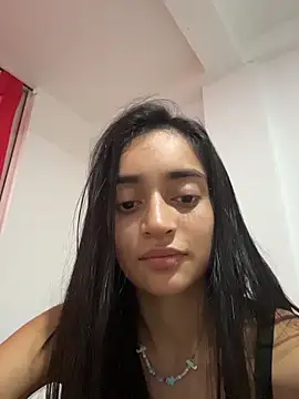 Snapshot of leilani_X chatting on May 9, 2:31 pm leilani X online show from May 9, 2:31 pm