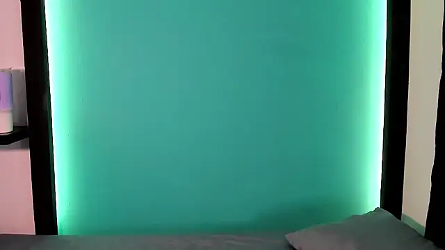 Emma AH online show from March 31, 3:14 pm