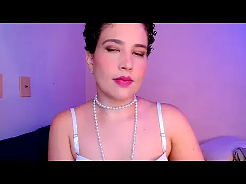 luasecret online show from March 5, 5:53 pm