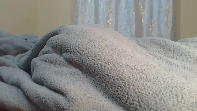 Snapshot of ndivhuwomuleya chatting on June 10, 2:02 am ndivhuwomuleya online show from June 10, 2:02 am