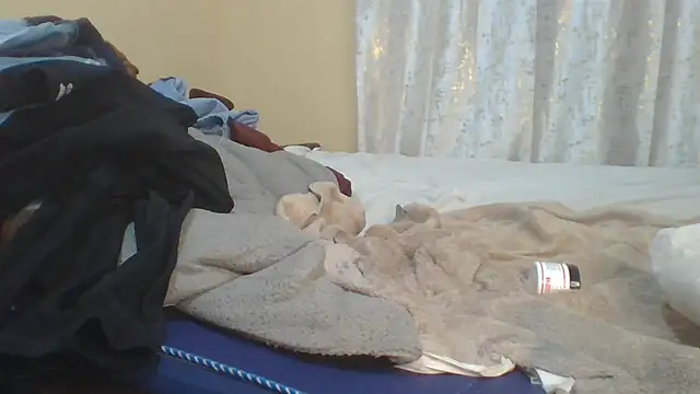 Snapshot of ndivhuwomuleya chatting on May 24, 8:42 pm ndivhuwomuleya online show from May 24, 8:42 pm