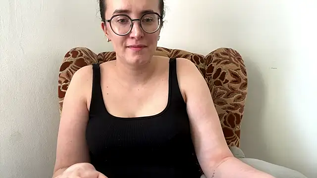 SofiaTease online show from April 13, 12:20 pm