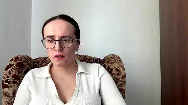 SofiaTease online show from March 30, 1:12 pm