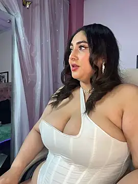 Selenee23 online show from April 24, 11:34 am