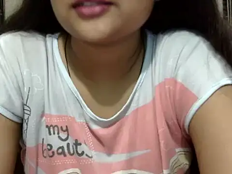 Snapshot of NayraG chatting on June 23, 4:49 pm NayraG online show from June 23, 4:49 pm