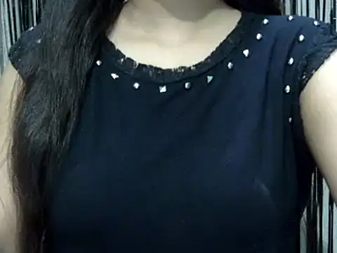 Snapshot of NayraG chatting on June 15, 2:50 pm NayraG online show from June 15, 2:50 pm