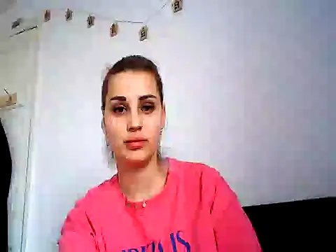 Giullyaxxx online show from March 20, 2:51 pm