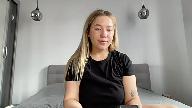 alyrasun online show from July 22, 9:33 am