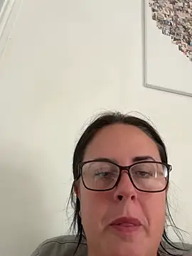 BunnyBallyX online show from June 18, 7:40 am
