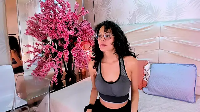 Tyna01 online show from March 19, 12:16 pm