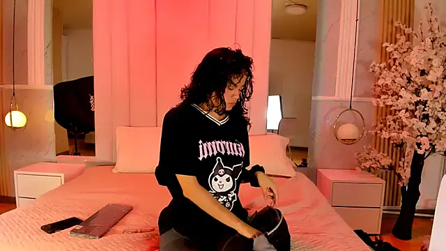 Tyna01 online show from April 5, 12:23 pm