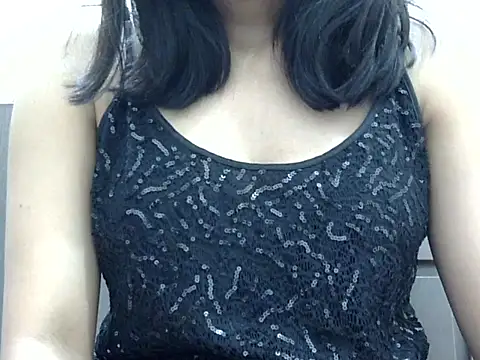 kAVYA 05 online show from April 6, 5:14 pm