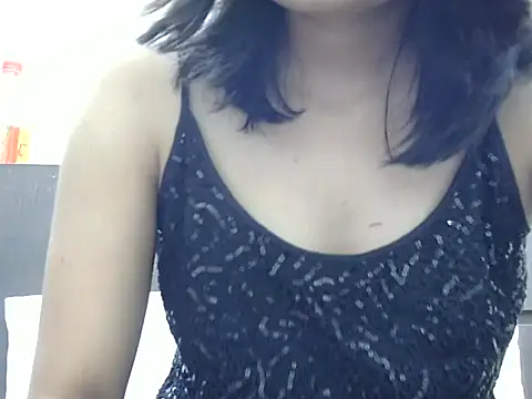 kAVYA 05 online show from April 13, 8:57 pm