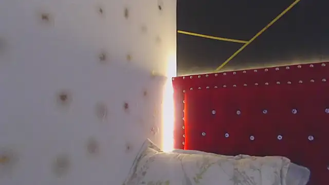 danielawidx online show from April 9, 11:22 pm