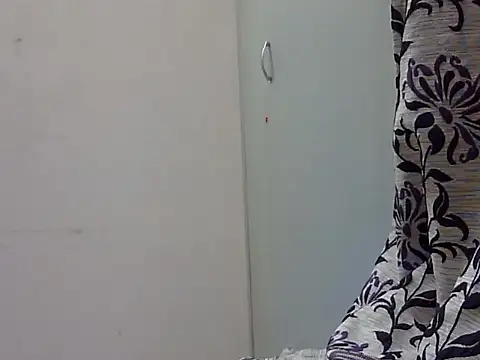 JANVI 06 online show from April 15, 7:18 pm